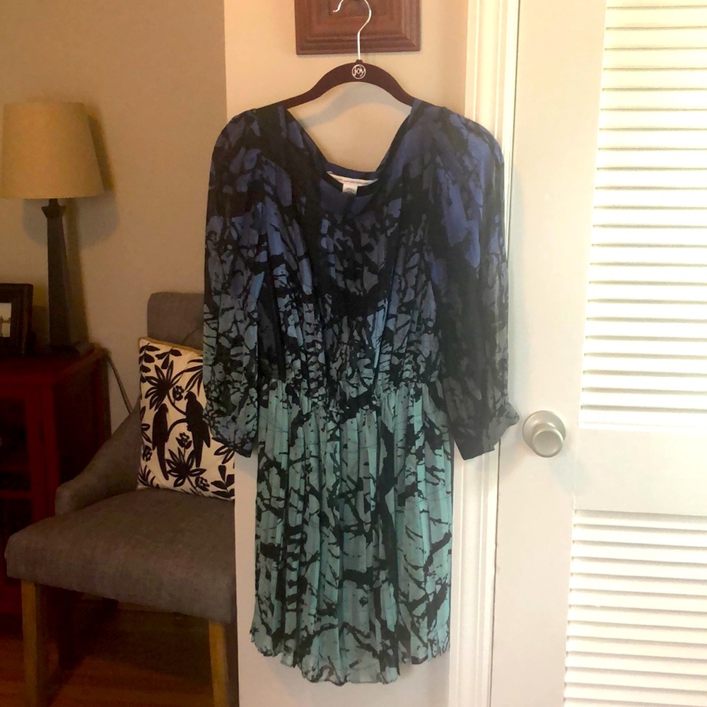 Light weight Diane Von Furstenberg dress